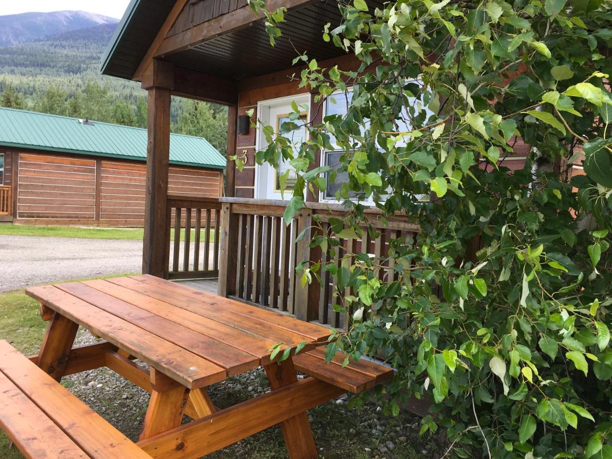 Beaver Creek Lodge And Cabins McBride 외부 사진